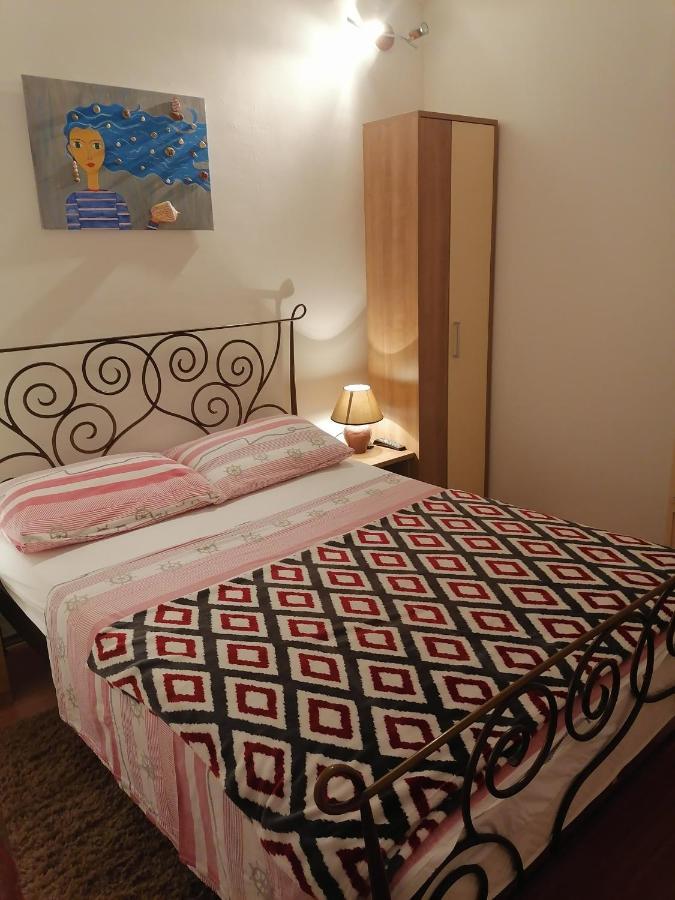 טרוגיר Apartment Nikolina מראה חיצוני תמונה