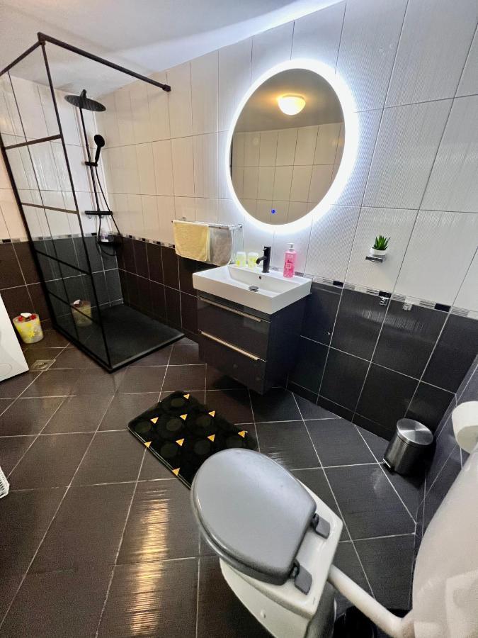 טרוגיר Apartment Nikolina מראה חיצוני תמונה