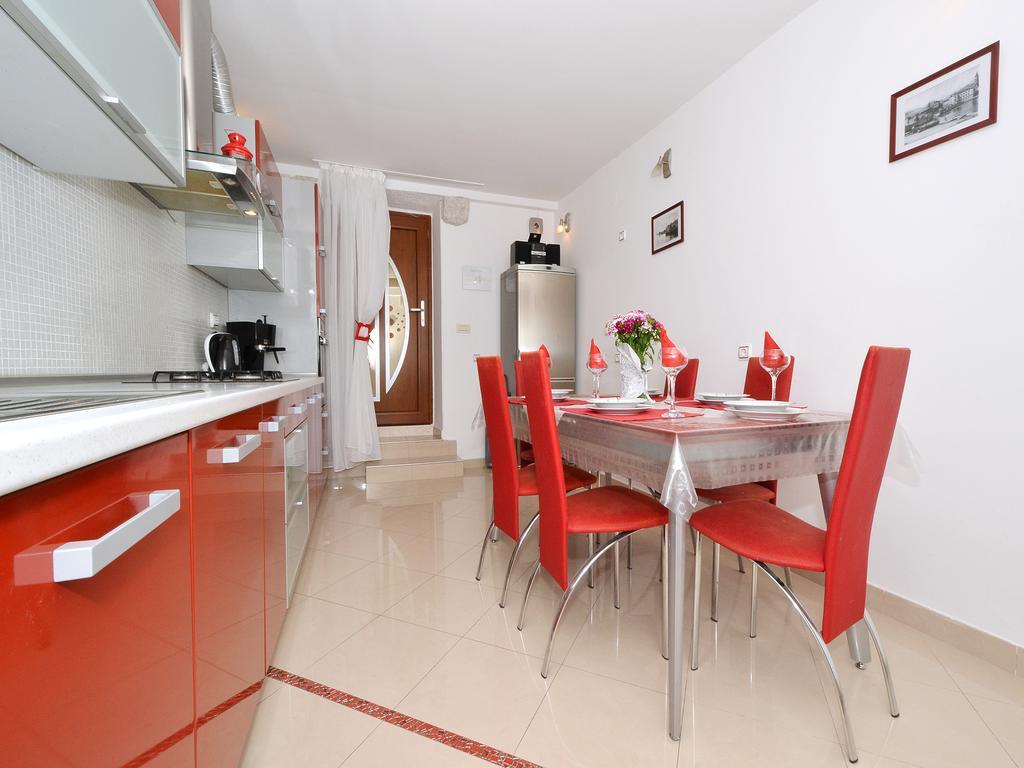 טרוגיר Apartment Nikolina מראה חיצוני תמונה