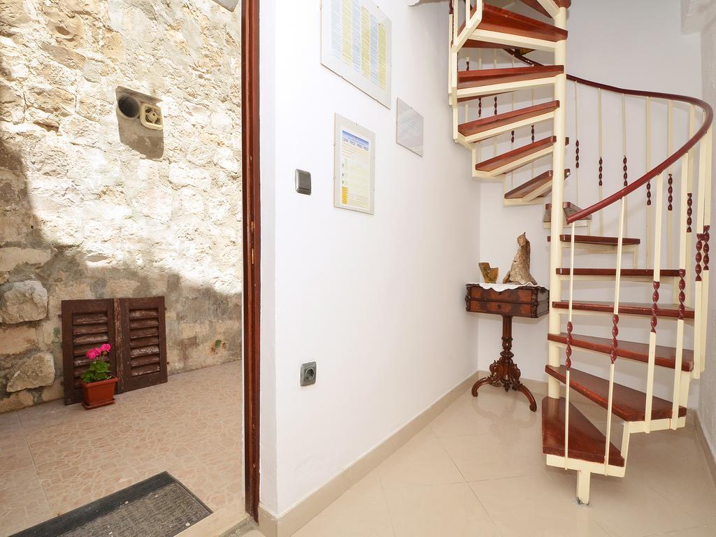 טרוגיר Apartment Nikolina מראה חיצוני תמונה